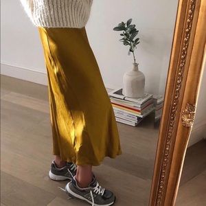 NWOT Cotton On Bias Cut Midi Skirt in Marigold